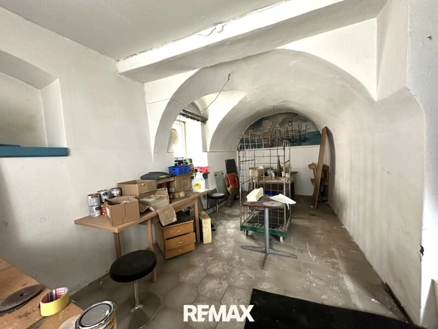 ***Mehrfamilienhaus mit Riesenpotential im Zentrum von Eisenerz***