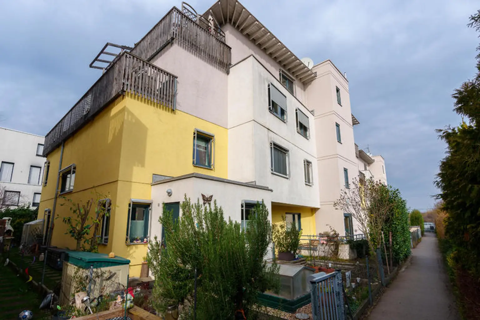 EsslingerHauptstrasse-Immocenter-Familienwohnbau-2022-by-ThomasMagyar-200836