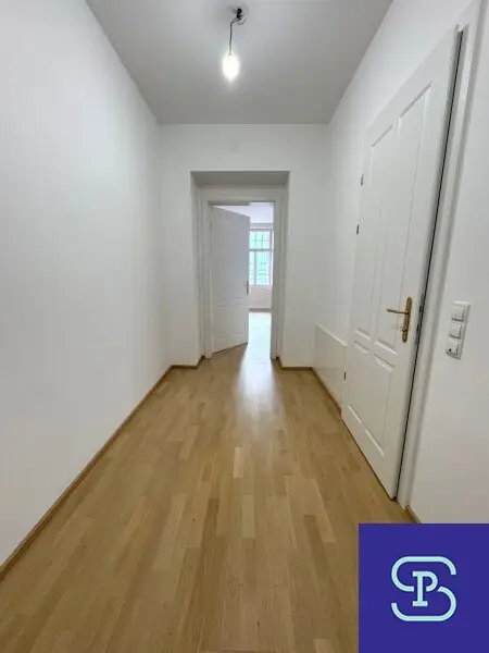 Provisionsfrei: Unbefristeter 98m² Altbau mit 11m² Süd-Loggia und Einbauküche - 1070 Wien!