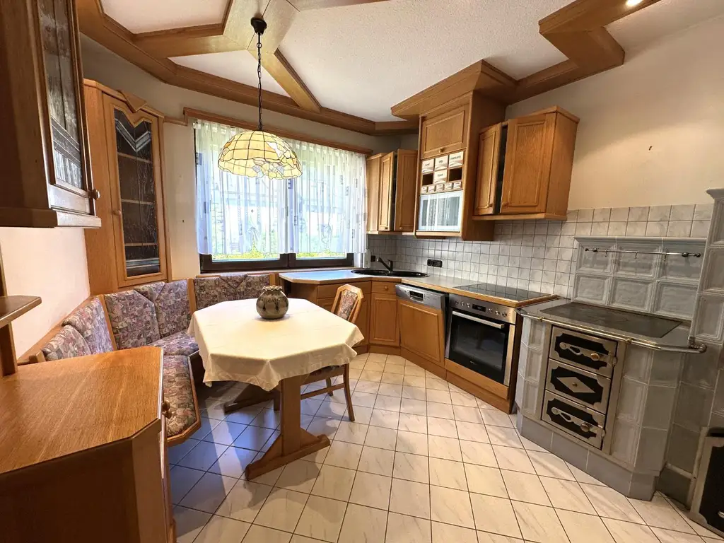 ***Familienfreundliches Eckreihenhaus in traumhafter, sonniger Ruhelage***