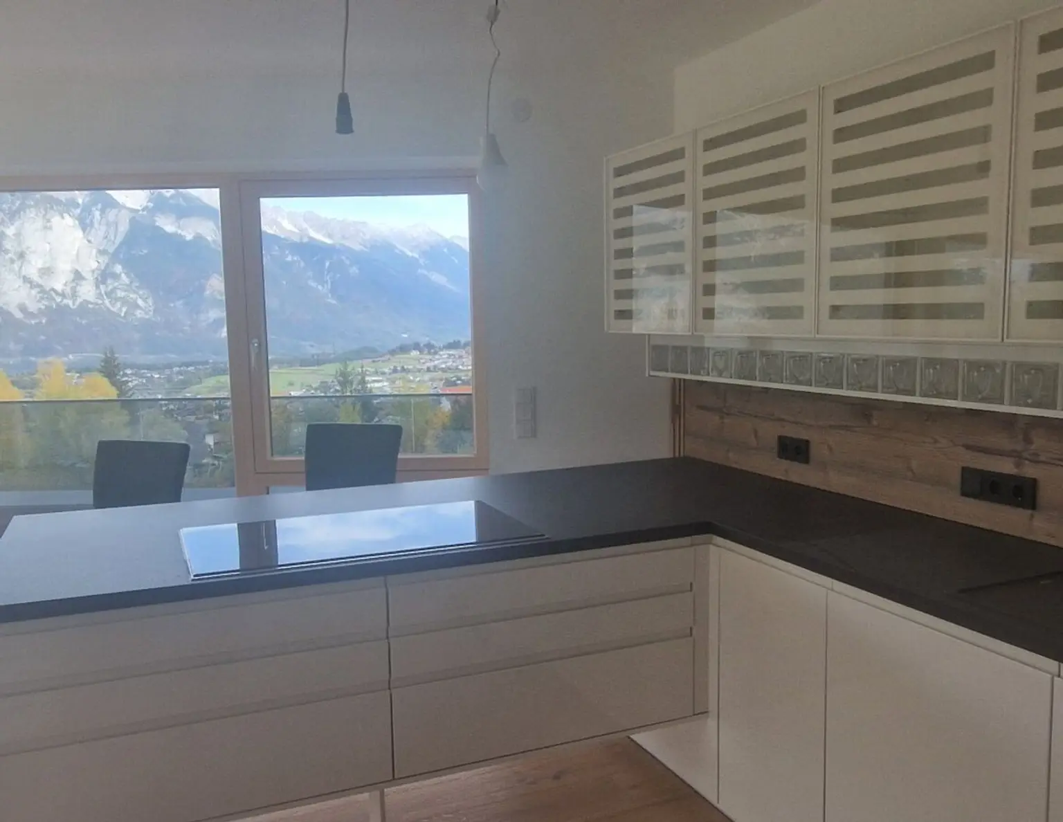 Luxuriöses Wohnen in Tirol - Erstbezug mit Garten, Terrasse und Bergblick