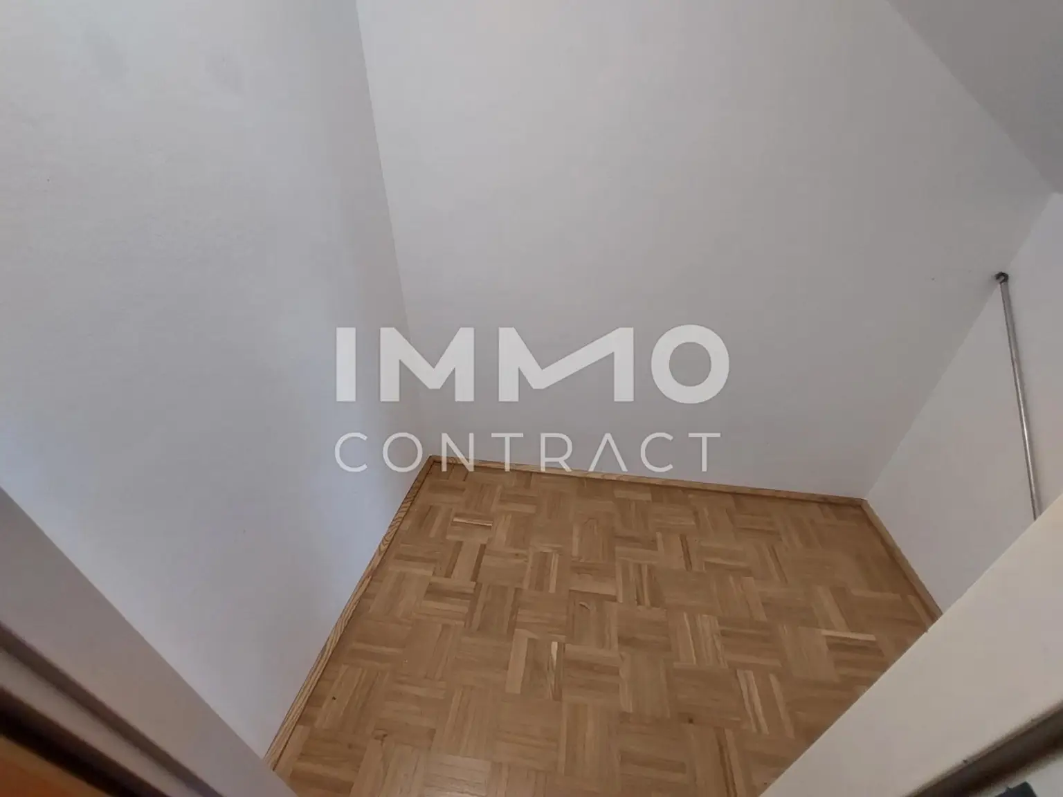 Hübsche DG-Maisonette Wohnung in der Laudongasse für