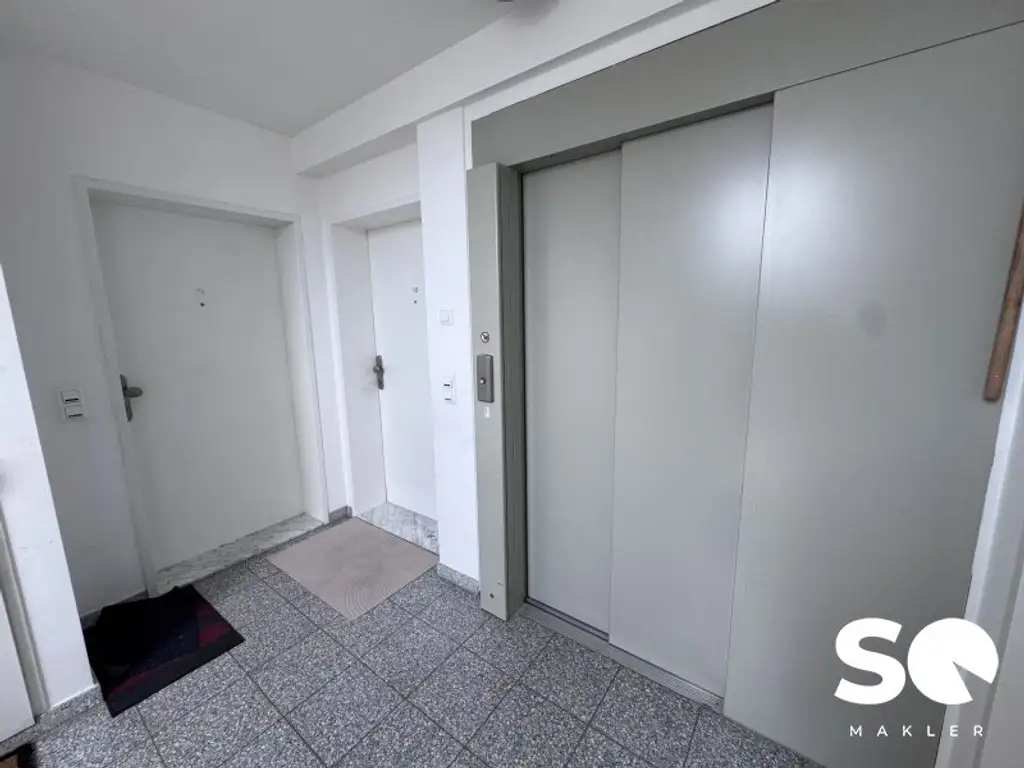 # SQ - HELLE, RUHIGE 2 ZIMMER DG-WOHNUNG INKL. TERRASSE - NÄHE RIVERSIDE - 1230 WIEN - TAG DER OFFENEN TÜR: 31.10.2025 14:00-17:00