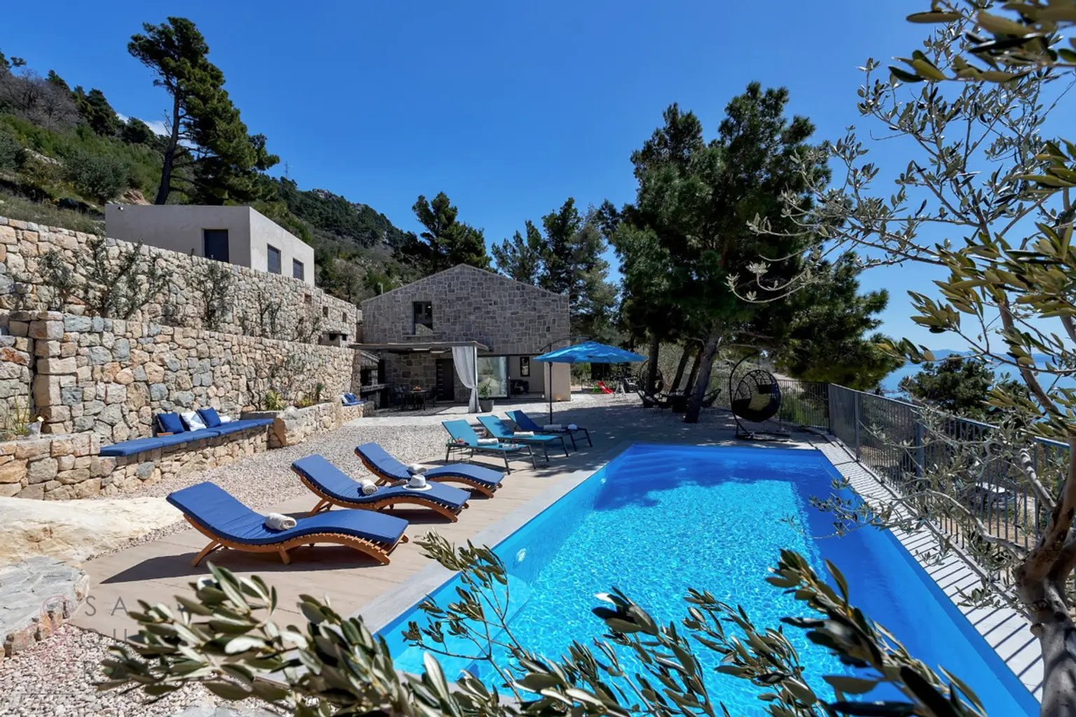 Stone Mansion Makarska – Mediterrane Eleganz mit Investitionspotenzial