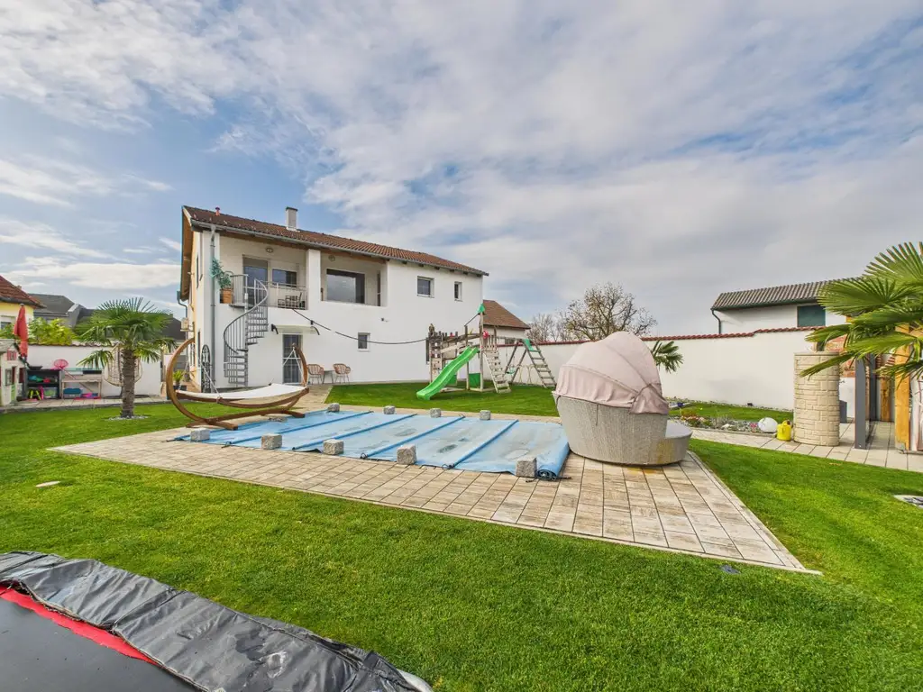 Sonnenverwöhntes Anwesen in Illmitz/Seewinkel - 2 Wohneinheiten -1 Lebensgefühl