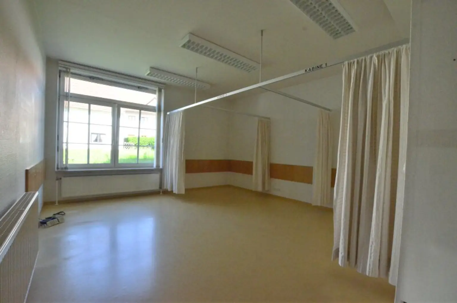 PROVISIONSFREIE, teilbare Praxis, Ordination oder Büro (barrierefrei) in Wartberg ob der Aist