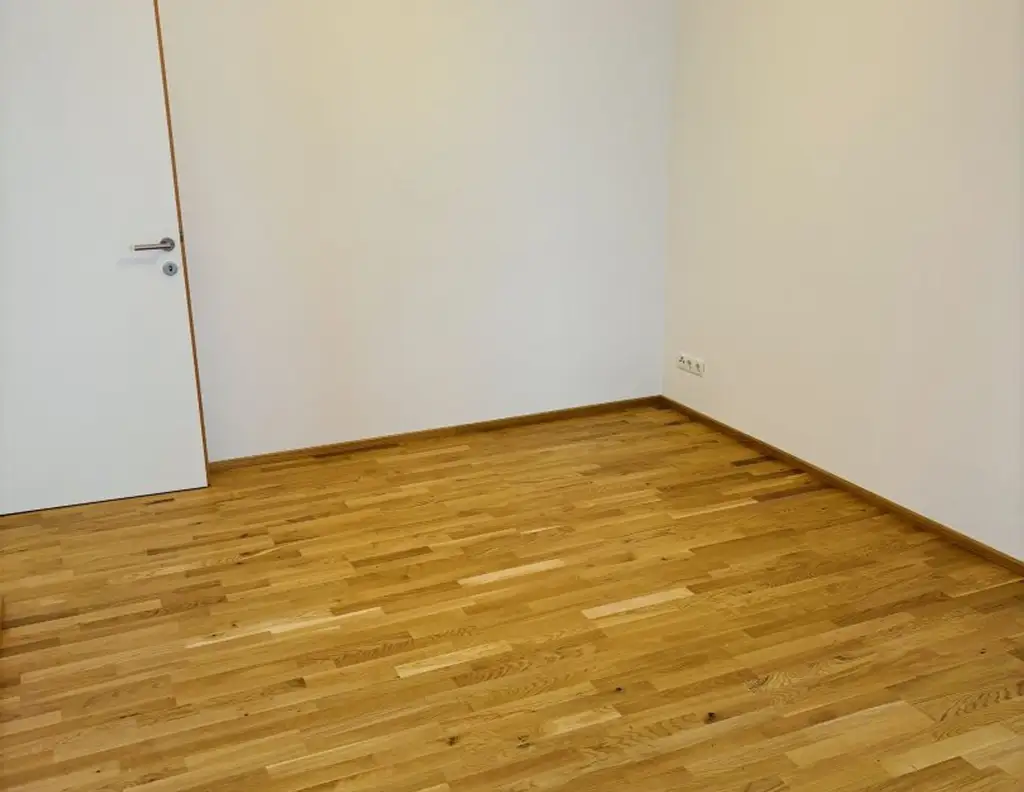 Schöne 4-Zimmer-Wohnung in Graz: Balkon, Badewanne, ideal für Ihr neues Zuhause!