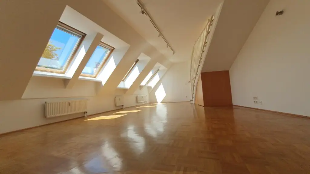 Attraktive Dachterrassenwohnung mit hohem Lebenswert in gesuchter Lage
