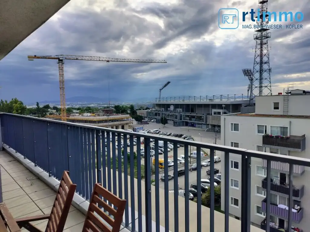 Einzigartiges Penthouse mit Traumterrasse, Fernblick und Klimaanlage