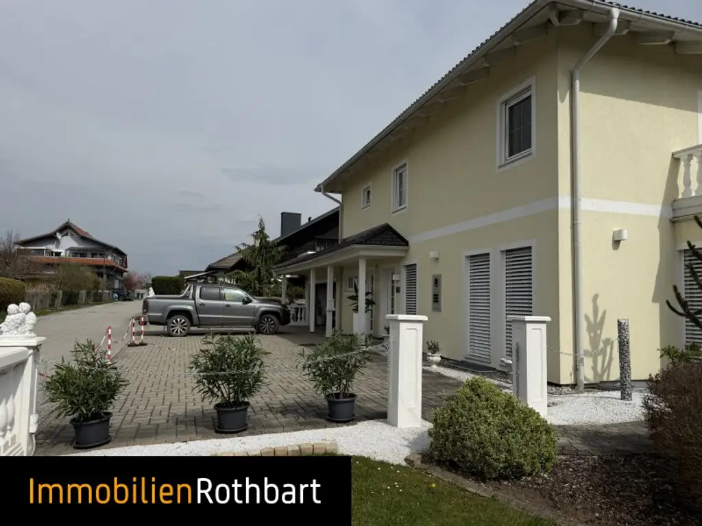 Wohnhaus mit Doppelgarage in bester Lage von St. Lorenzen!