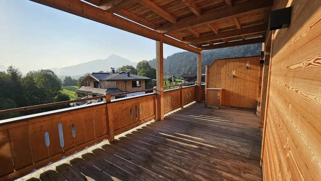 Exklusive Gartenwohnung mit imposanten Kaiserblick in Toplage