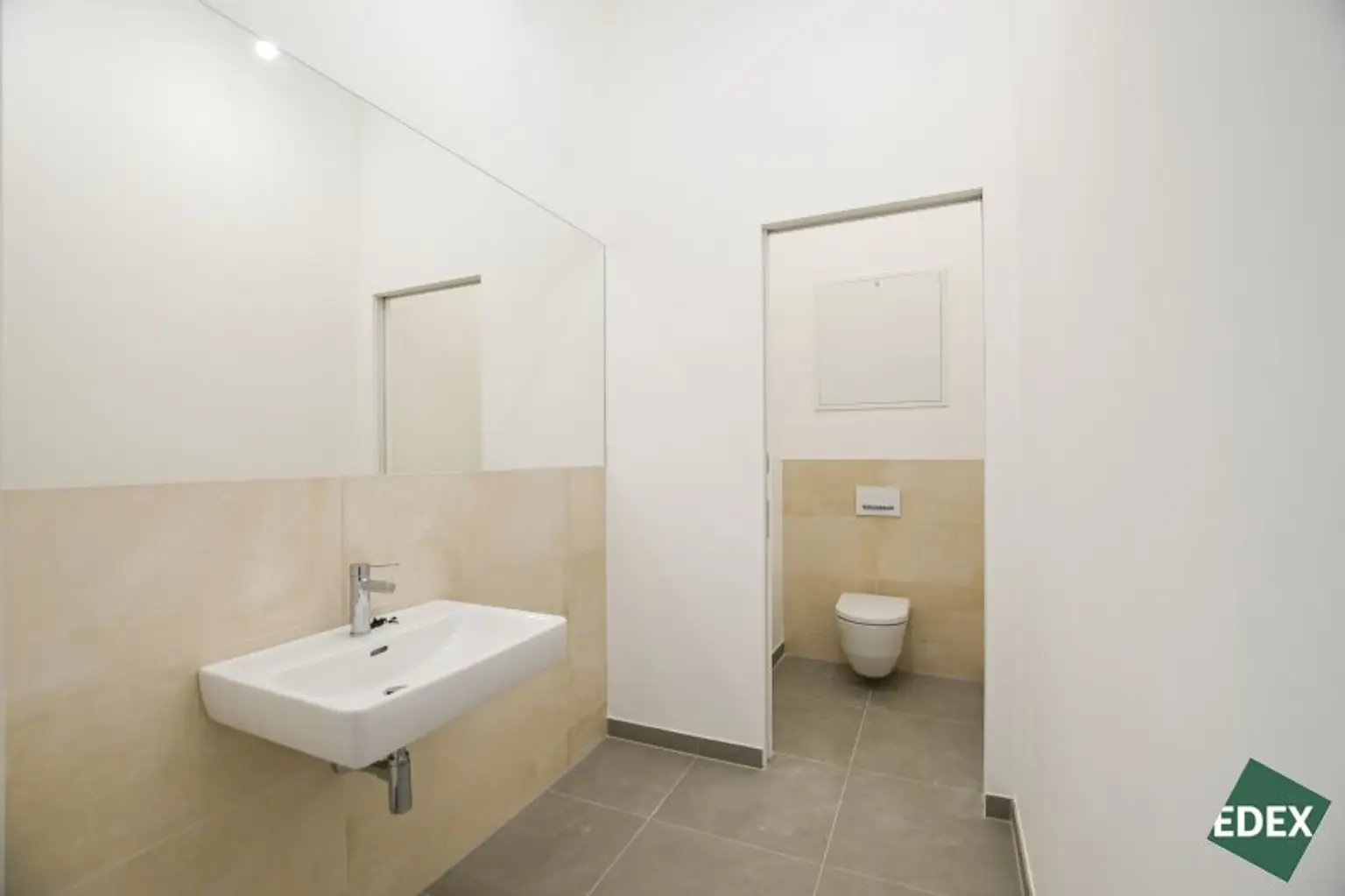 ERSTBEZUG| gute Sichtbarkeit in der Ungargasse