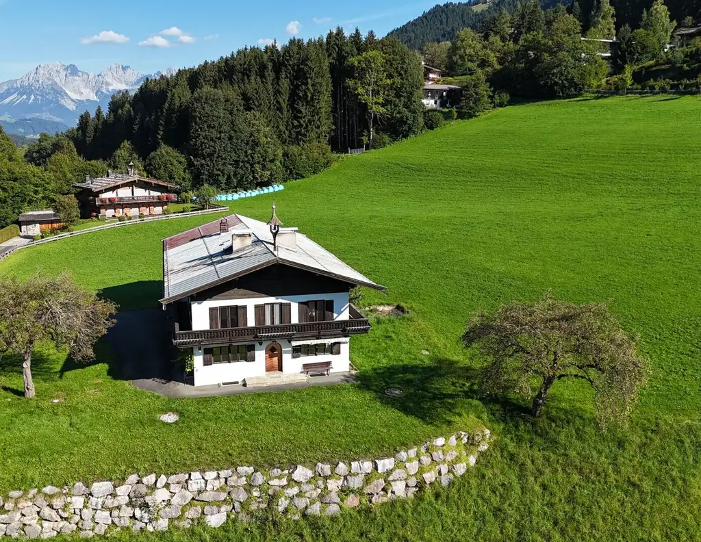 Rarität in Toplage von Kitzbühel - Baugrundstück mit Altbestand und genehmigtem Neubauprojekt in der "Zephirau"