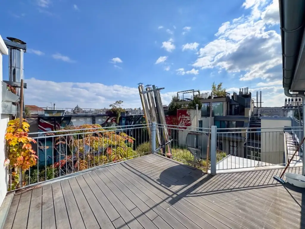 140 m2 große Drei-Zimmer Wohnung mit 40 m2 großer Dachterrasse! Neustiftgasse/ Sankt-Ulrich-Platz!