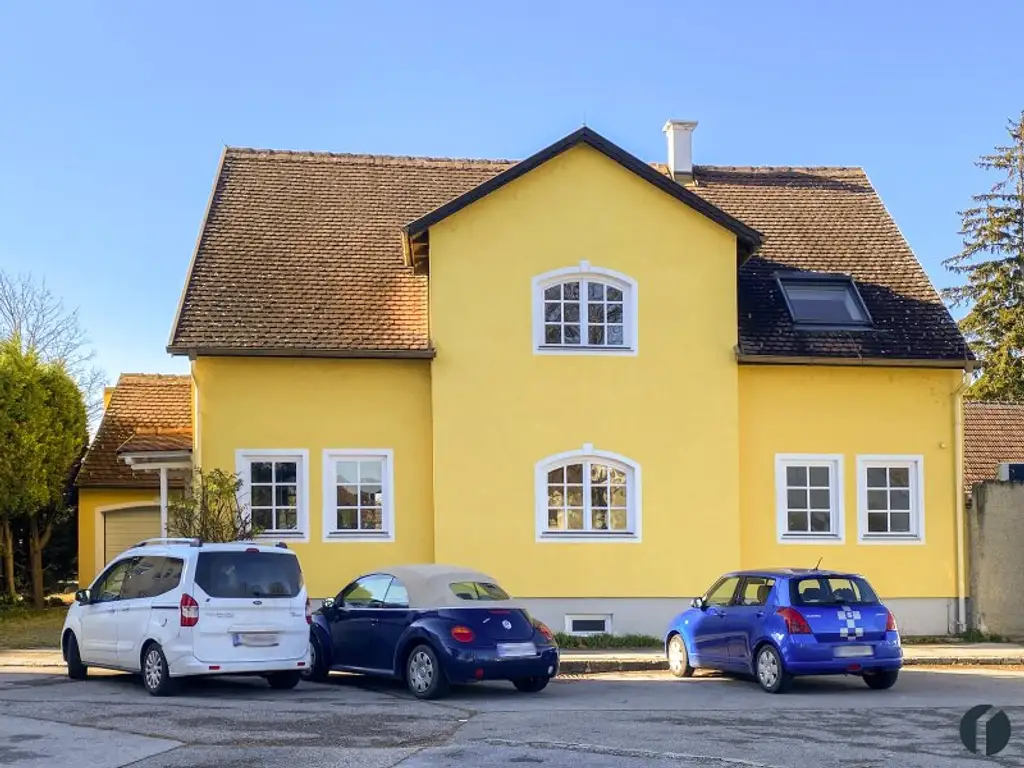 Elegantes Einfamilienhaus in Zeiselmauer mit Garten, Garage und Wellnessbereich