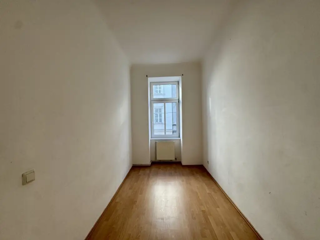 Charmanter Altbau mit Gestaltungsspielraum – Wohnen nach eigenen Vorstellungen