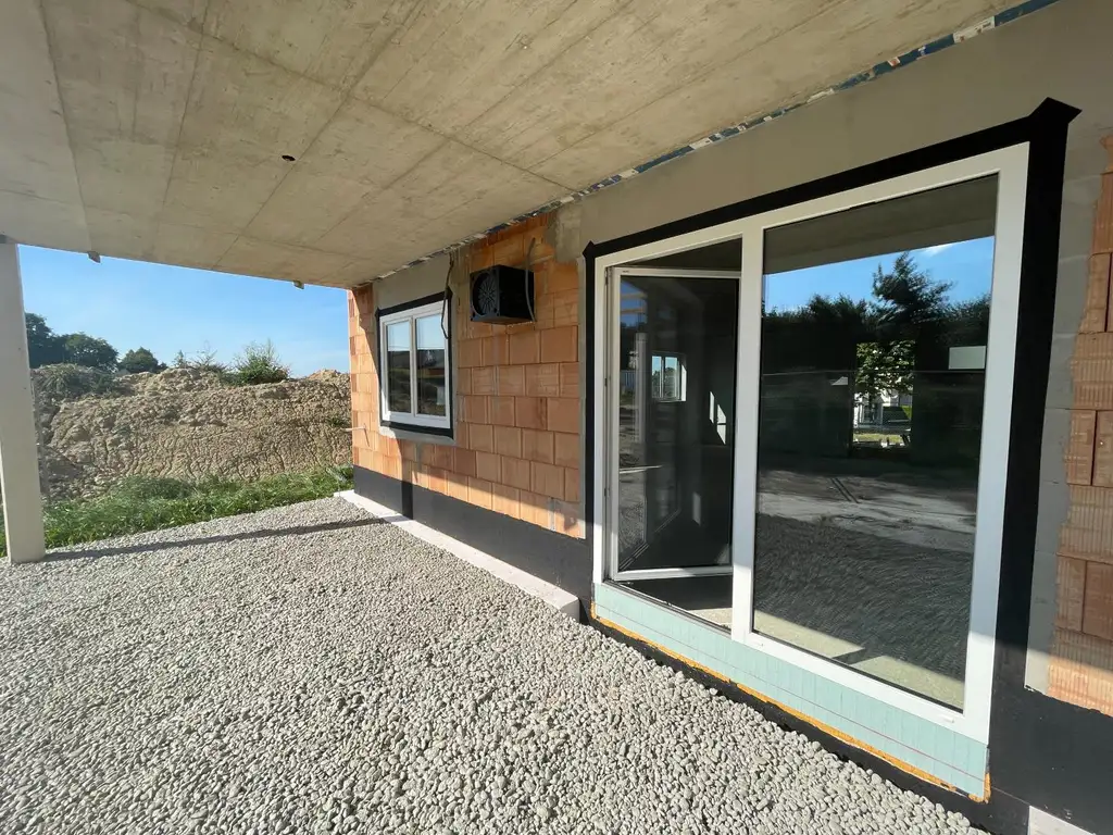 Sonnige und barrierefreie 3-Zimmer Wohnung mit großzügiger Terrasse und XXL Gartenanteil zum kleinen Preis (Top 05)