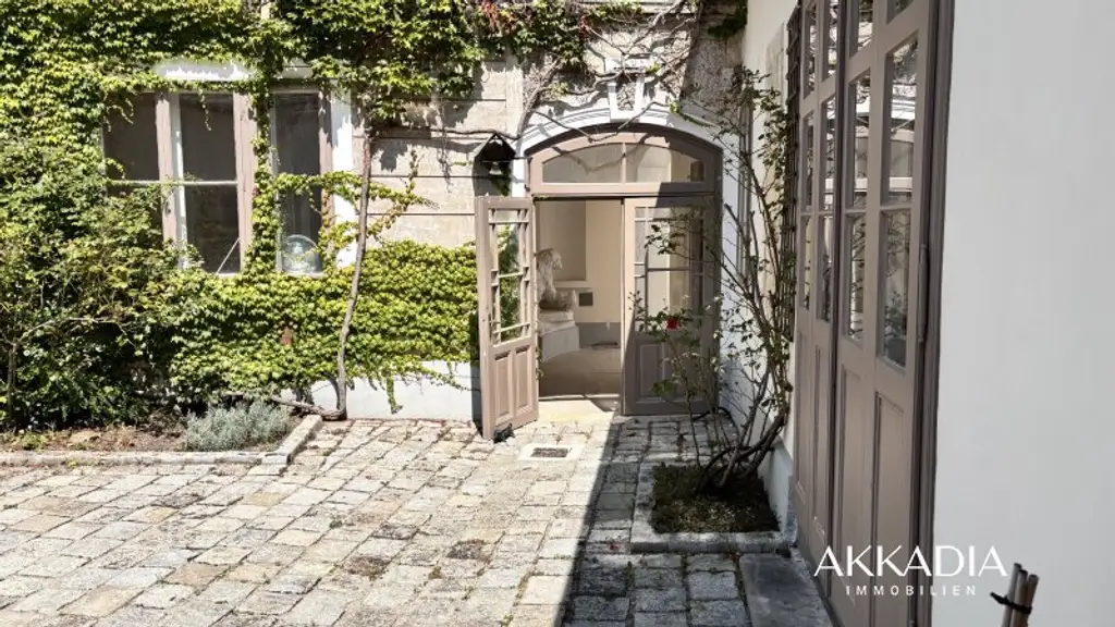 Wo Geschichte lebendig wird - Romantische Villa mit Park