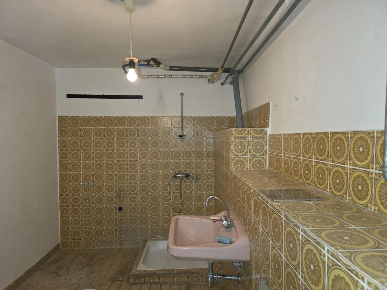 08 EFH 2004 Waschraum EG