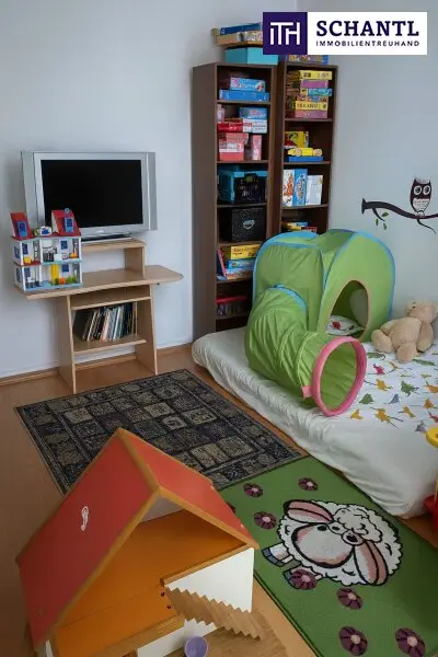 ++ Investment in Ihre Zukunft ++ Unbefristet vermietete Altbauwohnung in begehrter Lage