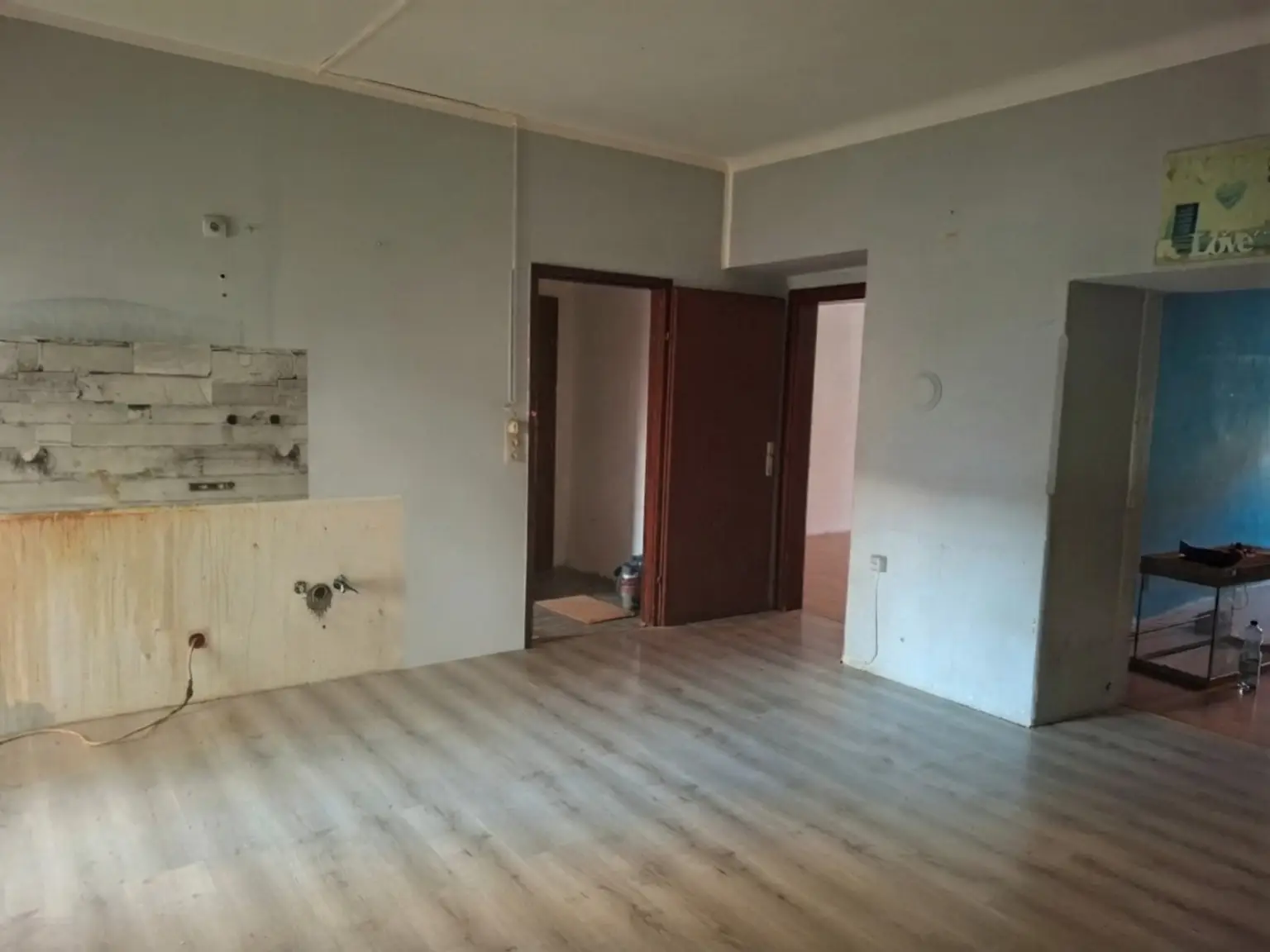 Renovierungsbedürftige 3-Zimmer-Altbau-Wohnung im Zentrum von Trofaiach nahe Leoben !