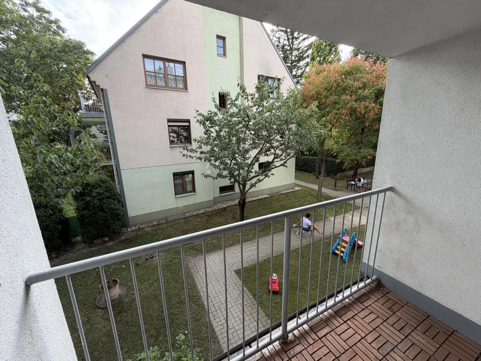8 Loggia