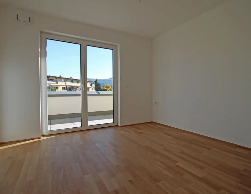 Neuwertige Dachterrassenwohnung in Hallein