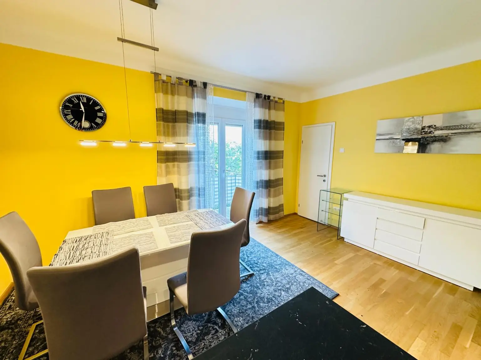Schöne 3-Zimmer-Wohnung mit Balkon in zentraler Lage