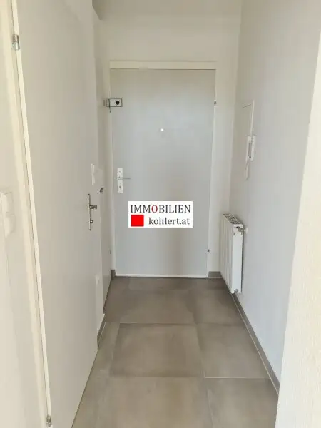 GELEGENHEIT, 3-ZIMMERWOHNUNG MIT FERNBLICK UND ZENTRALE LAGE