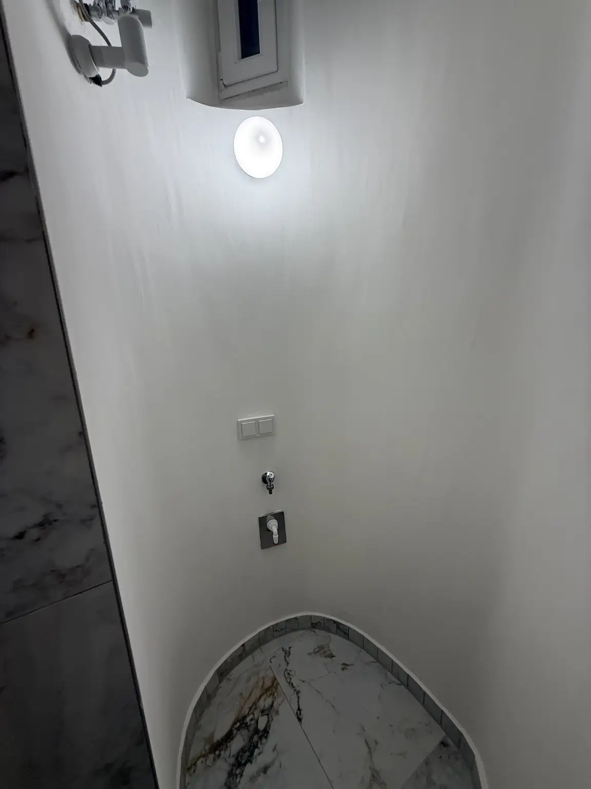 Moderne 2-Zimmer-Wohnung in 1060 Wien – vollrenoviert mit Fußbodenheizung