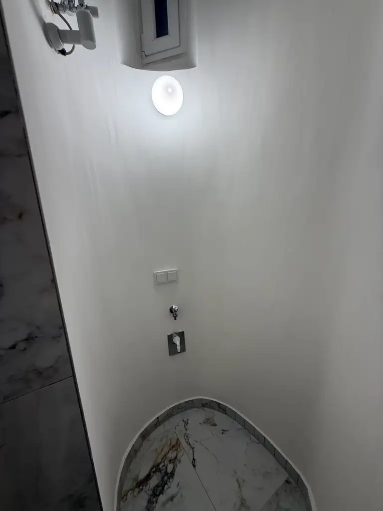 Moderne 2-Zimmer-Wohnung in 1060 Wien – vollrenoviert mit Fußbodenheizung