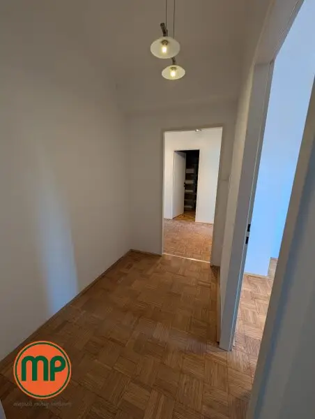 Großzügige Eigentumswohnung mit Parkett – Top City-Anbindung mit U1