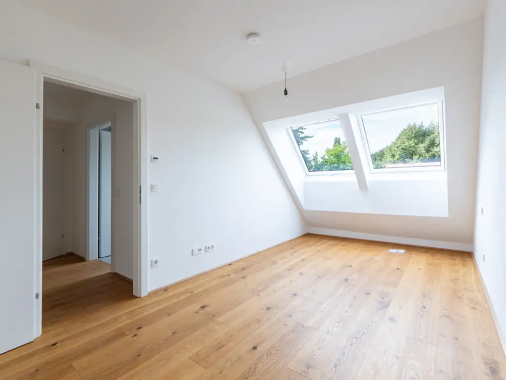 Geräumige 4-Zimmer Familieninsel mit Süd-Balkon und ganz viel Platz zum Leben. Sofort einziehen
