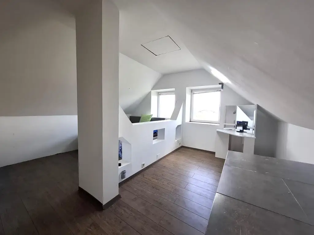 Einfamilienhaus mit Sanierungsbedarf auf Gemeindemietgrundstück