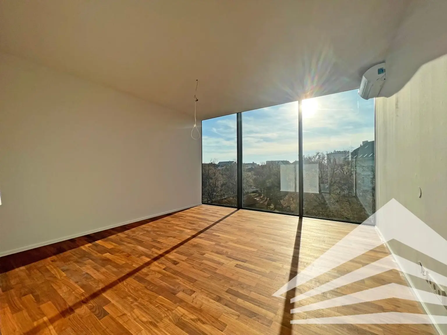 ***Einzigartiges Design-Penthouse im Palais Bruckner*** | 360° Tour online!