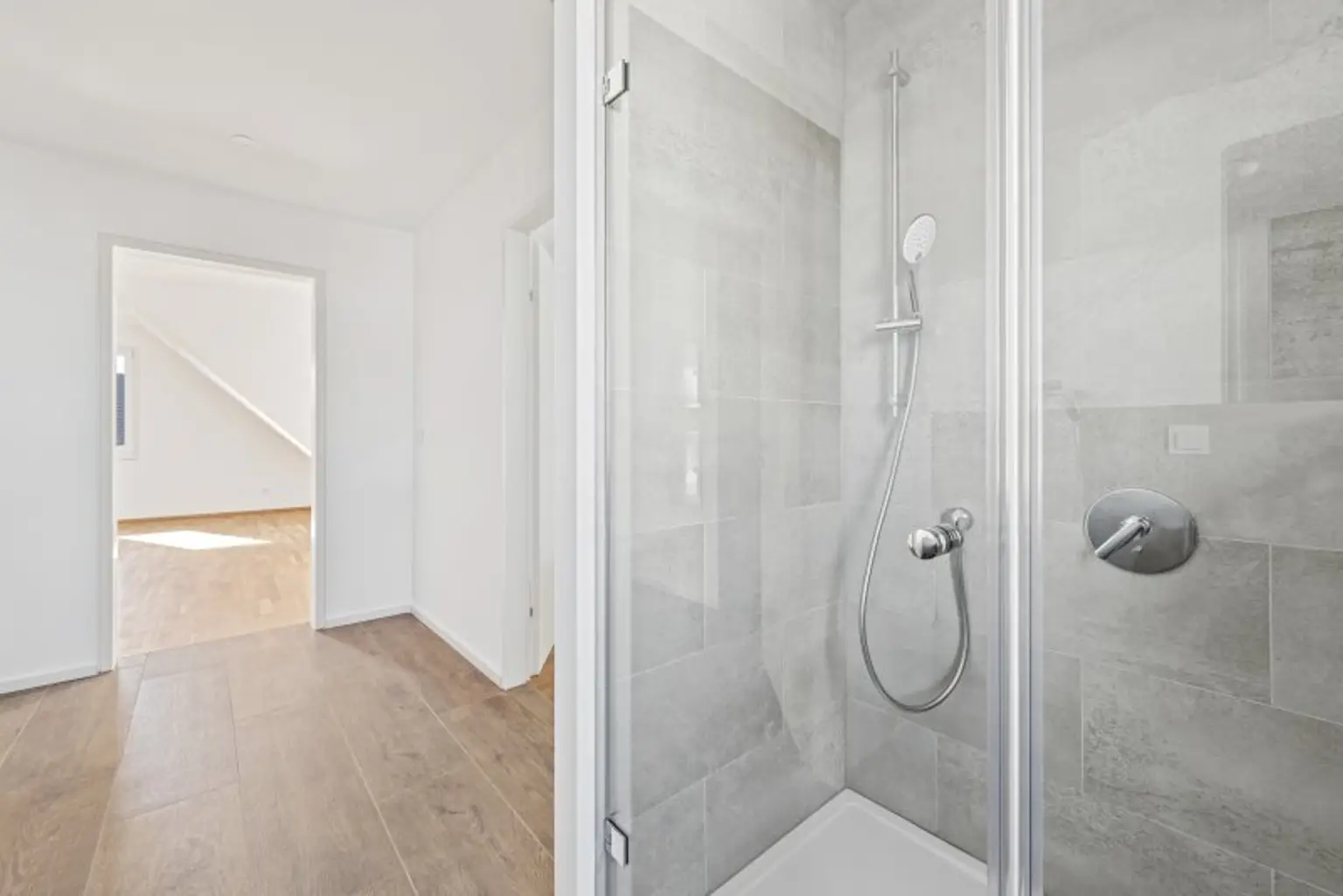 Entzückende Dachgeschoss Wohnung an der Lobau!