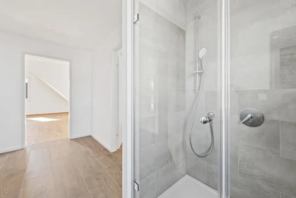 Entzückende Dachgeschoss Wohnung an der Lobau!