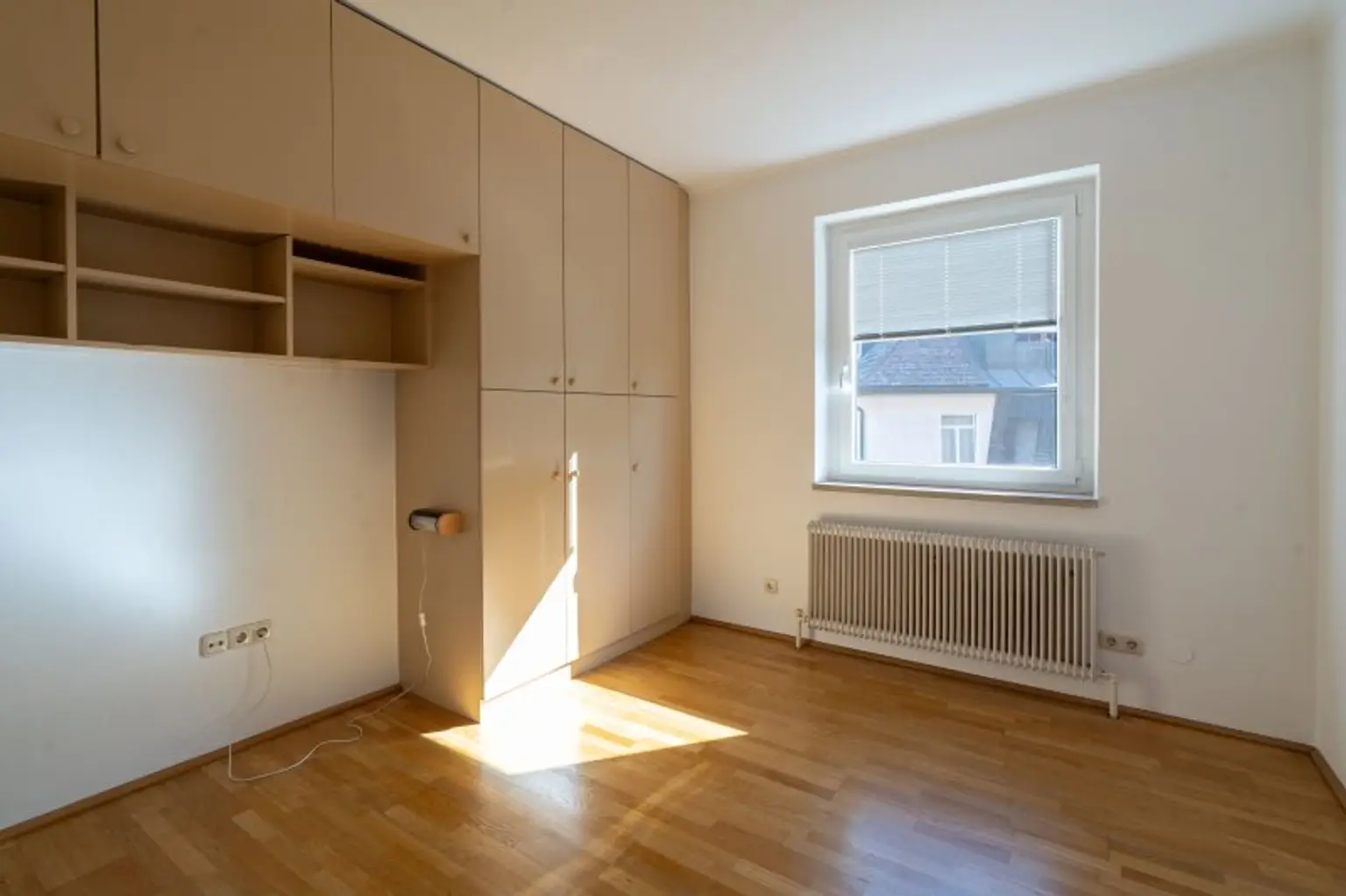 Helle 2-Zimmer-Wohnung mit traumhaftem Stadtblick in Bestlage am Froschberg