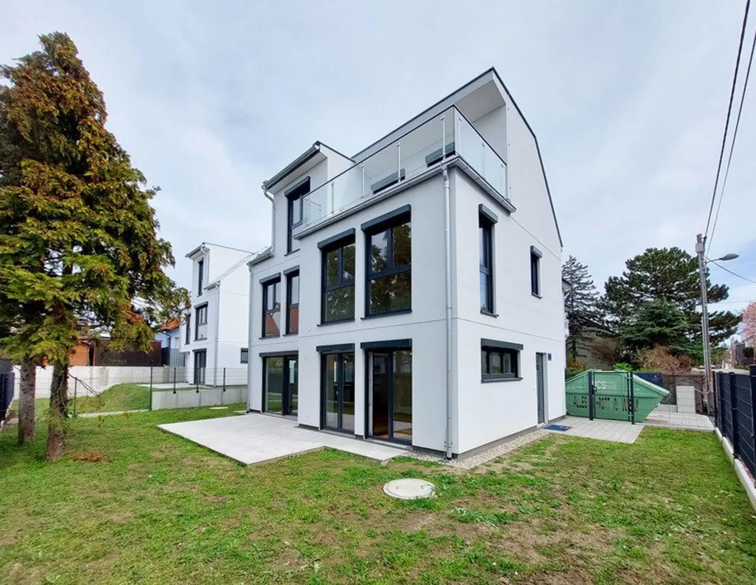 ERSTBEZUG nahe SCHILLERWASSER - EINFAMILIENHAUS MIT 4 SCHLAFZIMMERN mit GARAGE und GROSSEM GARTEN