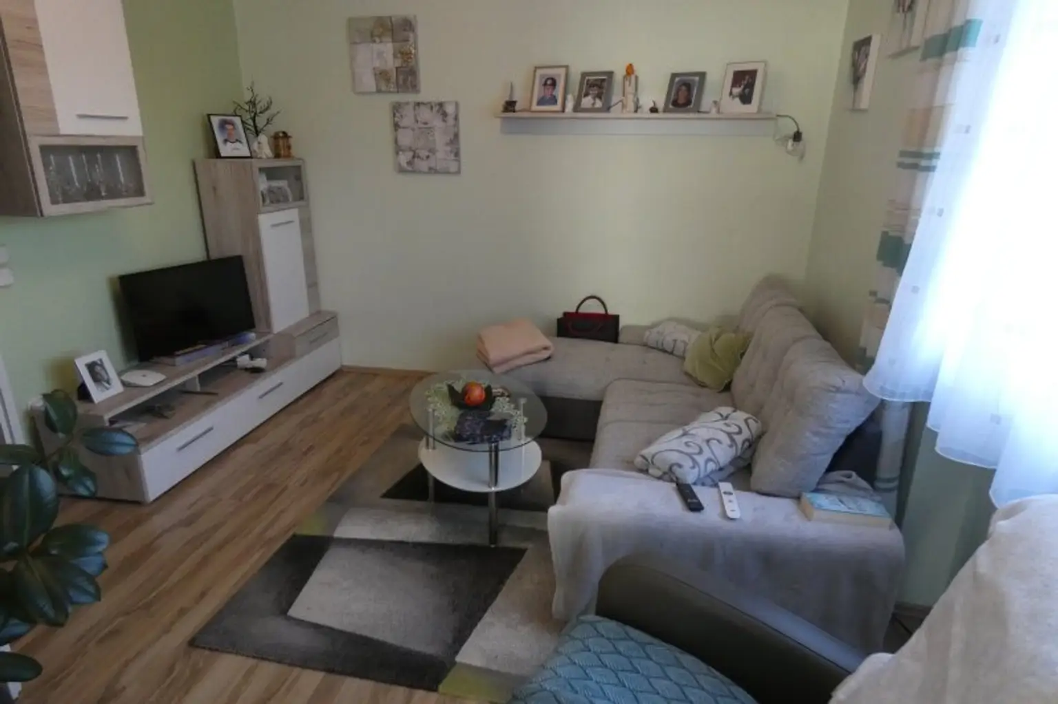 TOP GEPFLEGTES WOHNHAUS MIT GARTEN NATURNAH