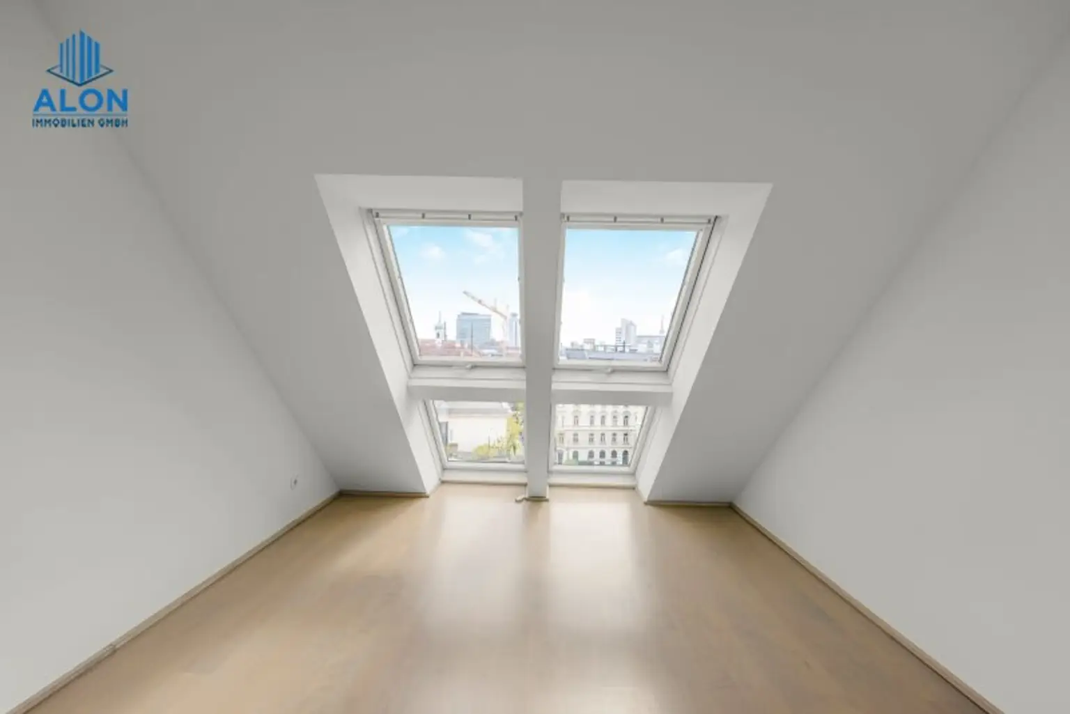 Wunderschöne 4-Zimmer DG-Wohnung mit 2 Terrassen | Garage optional mietbar | Klimaanlage | Nähe Augarten/Taborstraße