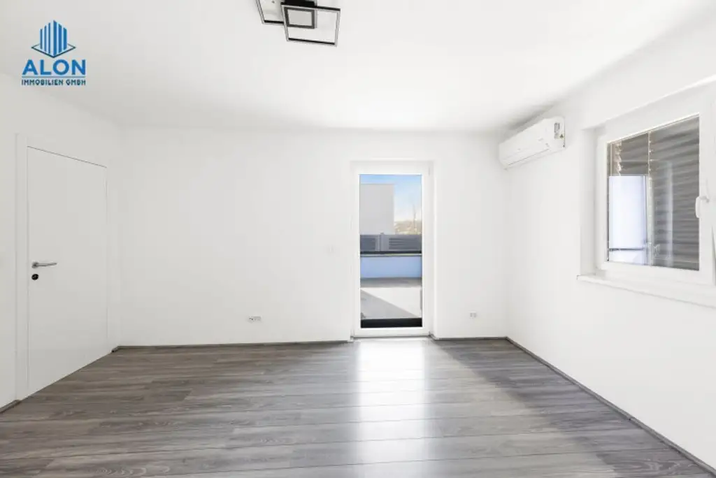 EXKLUSIVES WOHNHAUS | WOHNTRAUM | GROSSER GARTEN MIT WHIRLPOOL & SAUNA