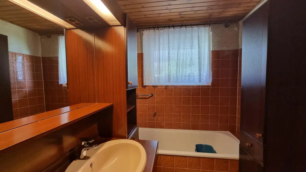 Wohnen in ruhiger Siedlungslage - Einfamilienhaus in Heuberg