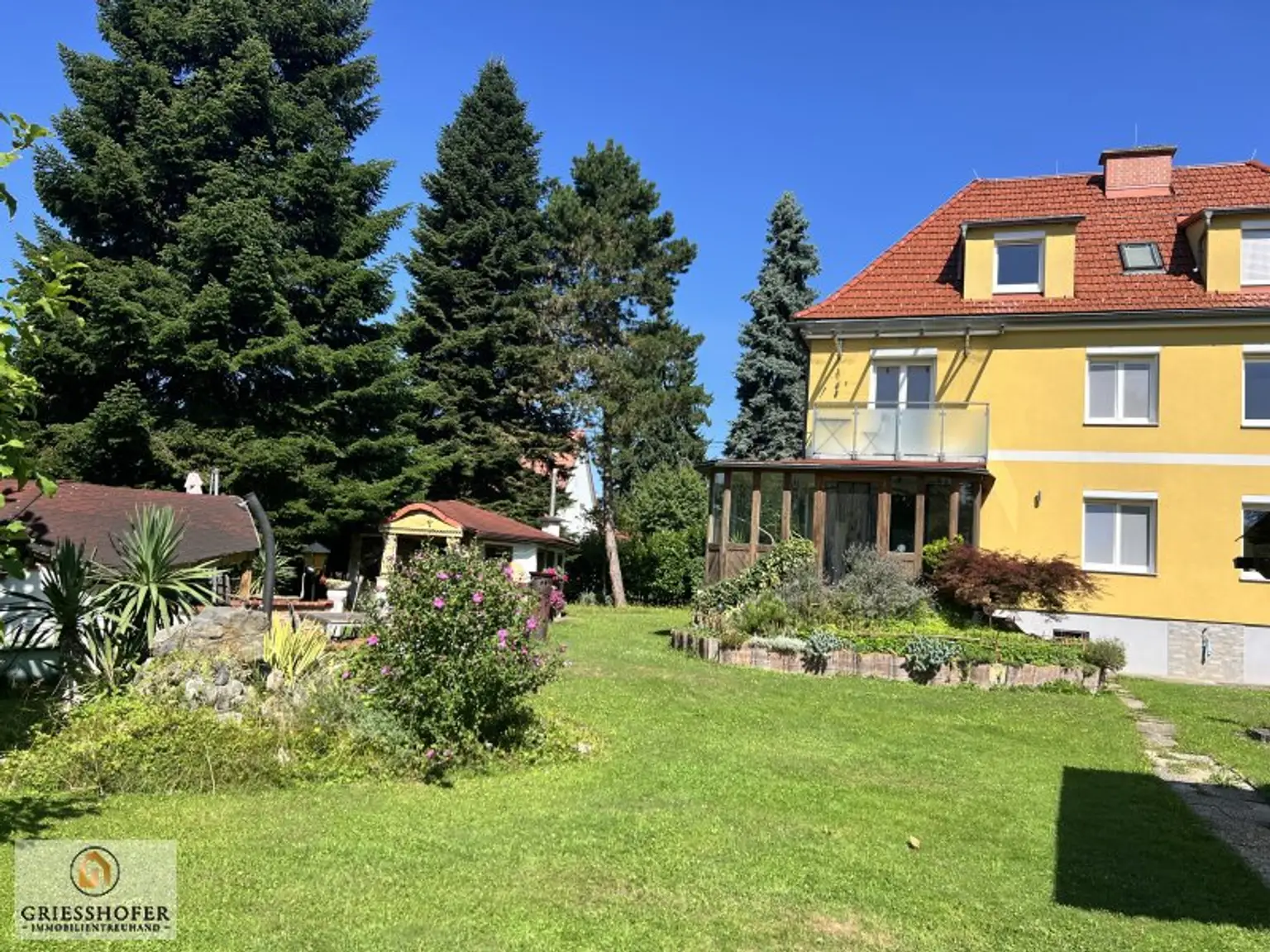Bezauberndes, romantisches und sonniges Anwesen in zentraler Ruhelage