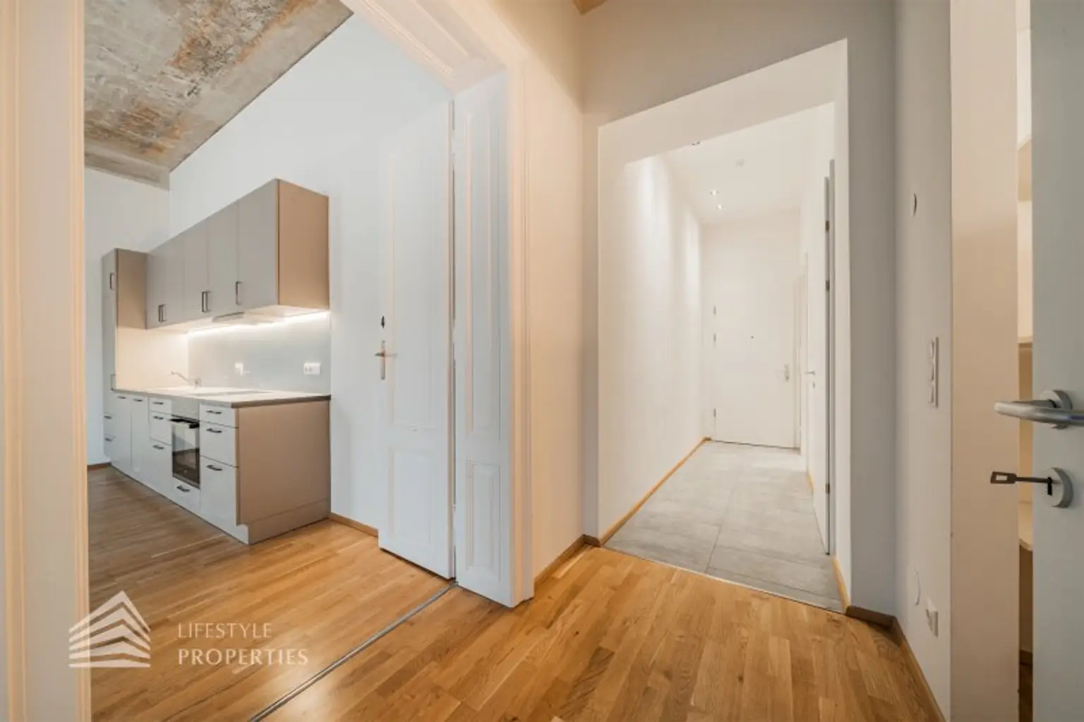 Attraktive 2-Zimmer Wohnung, Nähe Steiner Tor