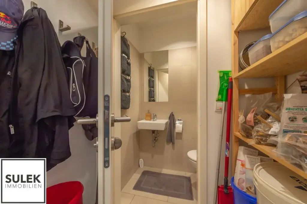 Neubau: gut geschnittene 2-Zimmer Wohnung vis á vis dem Währinger Schubertpark