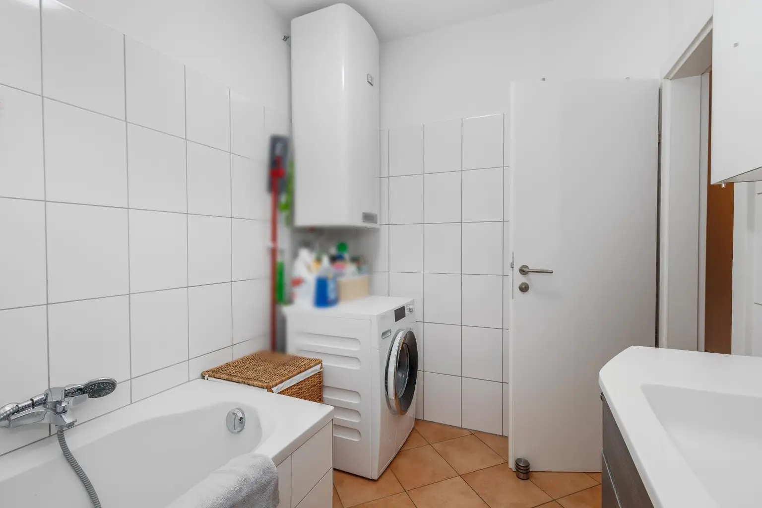 schöne Anlegerwohnung mit wunderbarem Ausblick
