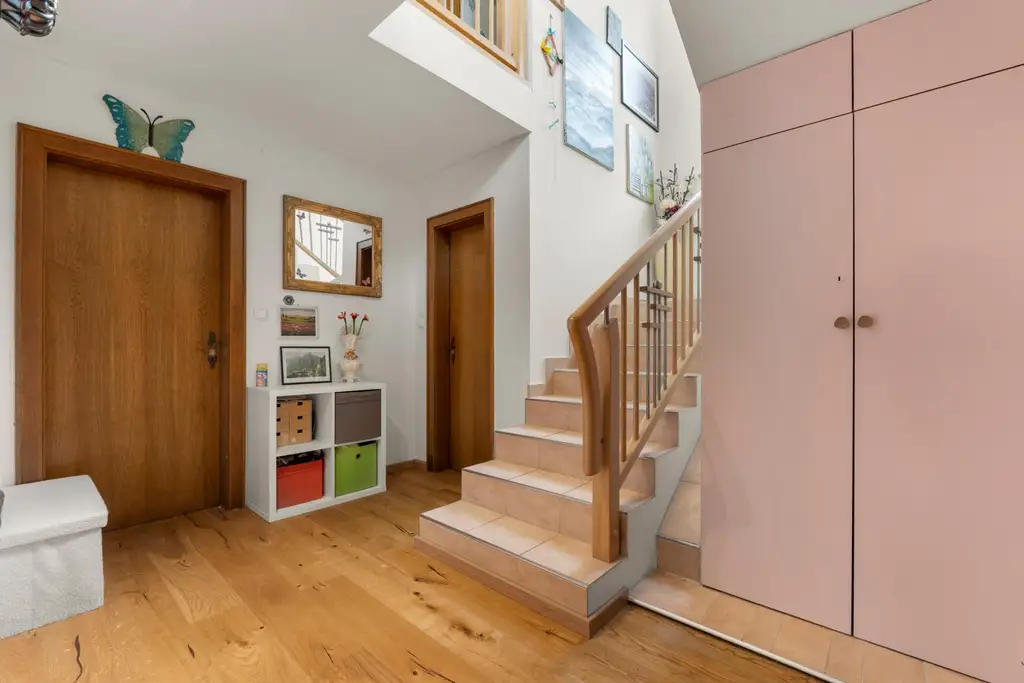 Charmantes Wohnhaus mit großem Garten in Trebesing/Zlatting