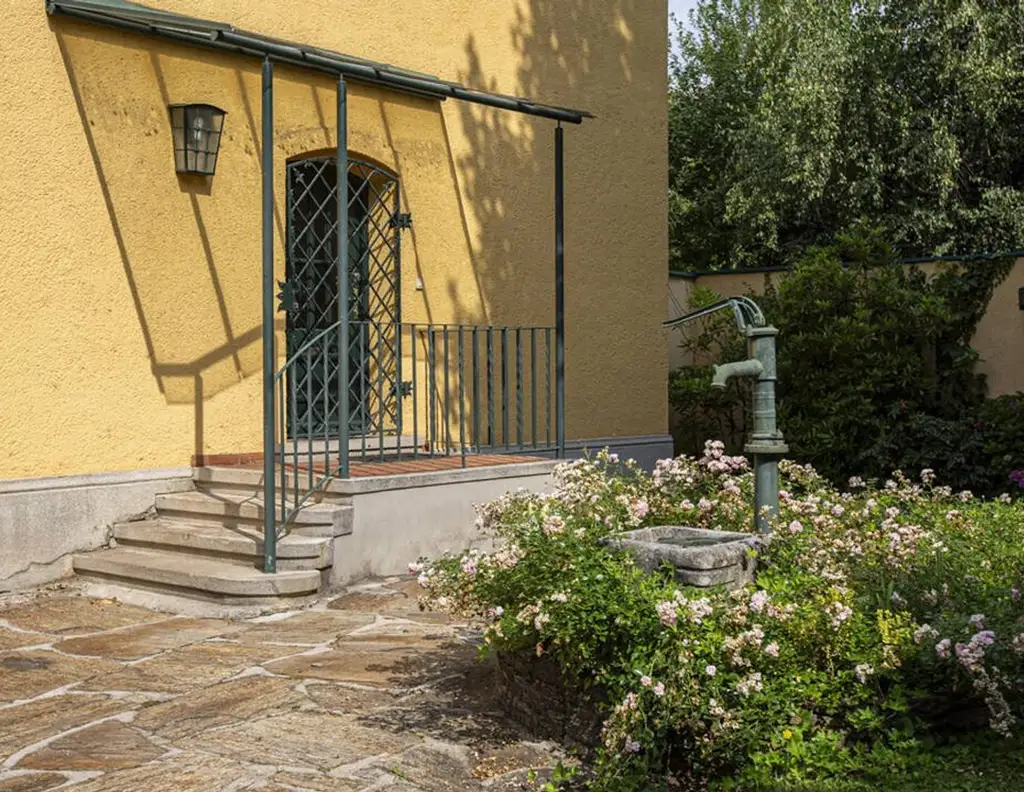 Klagenfurt West: Sehr gepflegtes vermietetes Mehrfamilienhaus