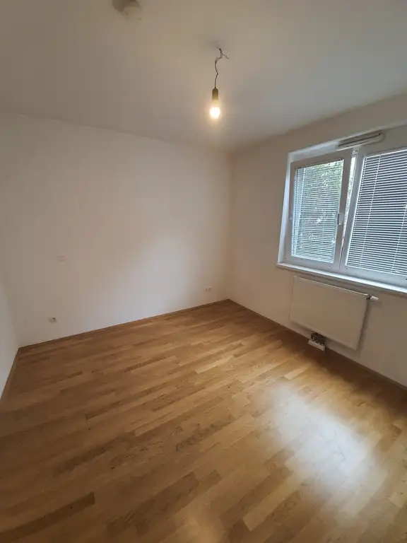 Schlafzimmer II
